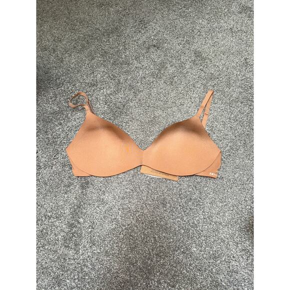SKIMS wireless bra in ochre size 32D - NEW - Picture 1 of 3